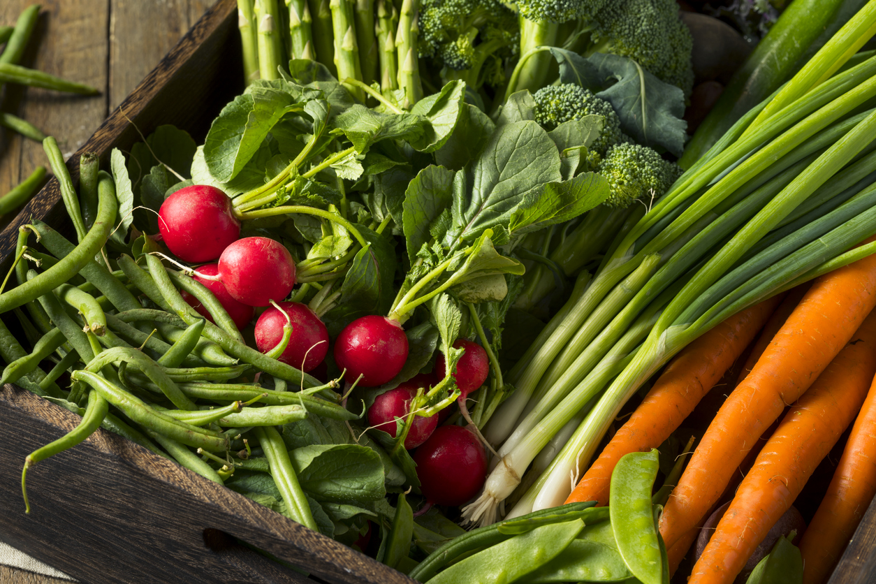 raw organic fresh vegetables